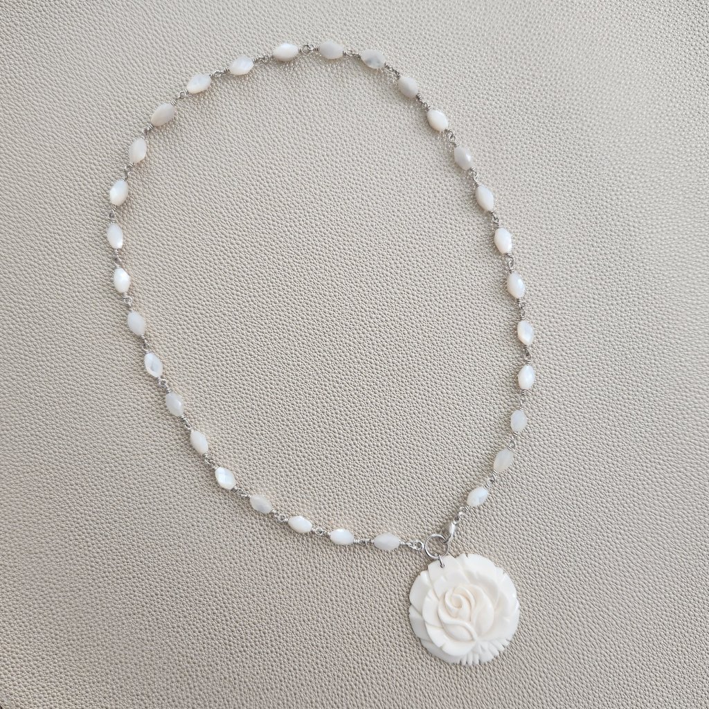 Mother Of Pearl Necklace W/ Carved Rosed Pendant--20